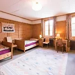 Lejlighed Chesa Lagrev-schucan By Interhome