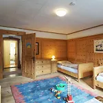 דירה Chesa Lagrev-schucan By Interhome Sils Baselgia